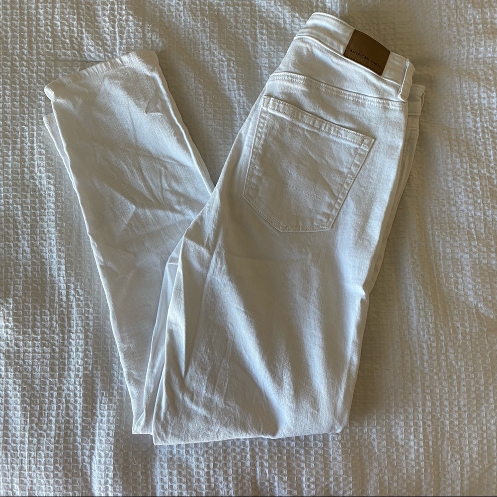 American Eagle Outfitters White Mom Jeans